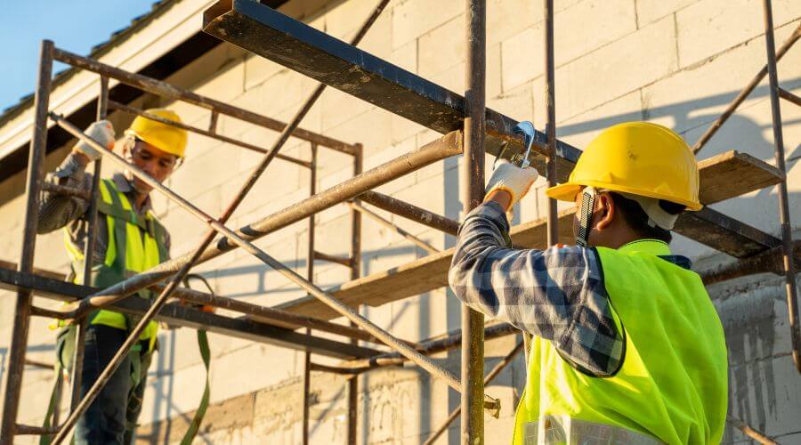 Professional residential roofers in Seville, FL